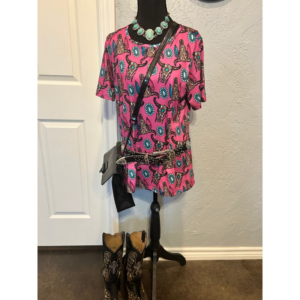 NWT Southern Stitch Pink Western Bull Skull Turquoise Top Tee Shirt Womens Small